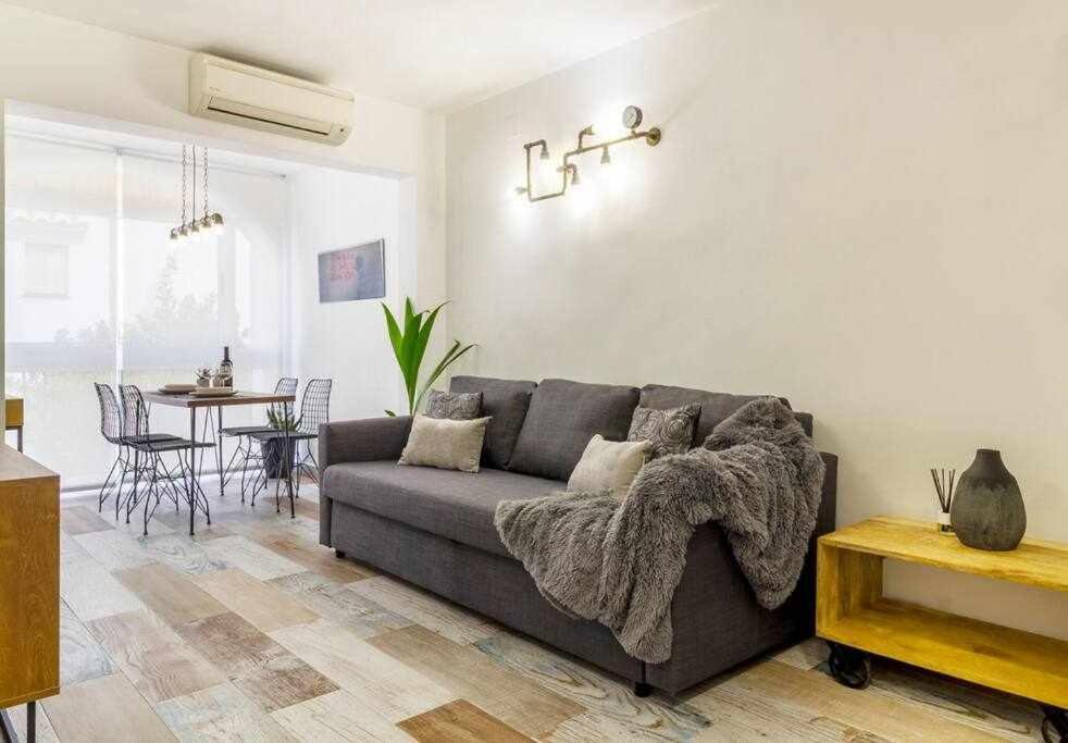 Bungalow Pink Palm Beach Torrevieja Ngoại thất bức ảnh